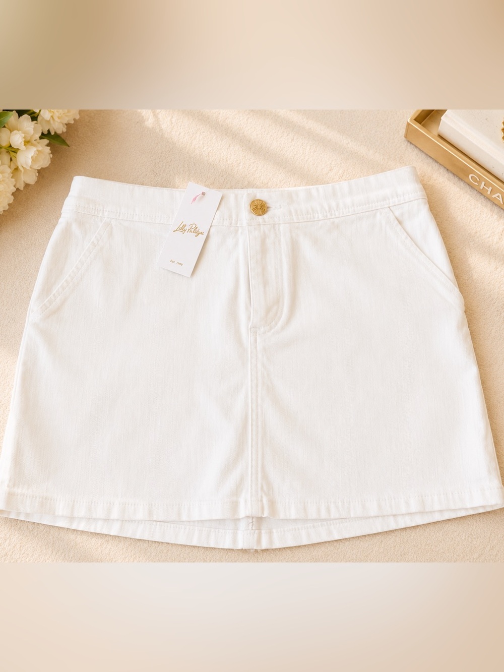 NWT Lilly Pulitzer Collete Denim Skort 
Sz 2